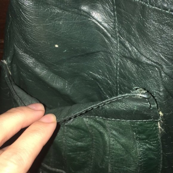 Vintage Leather Jacket with Fur Collar - Picture 13 of 16